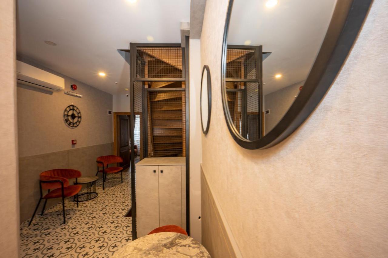 Taksim Hotel *